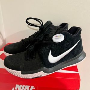Kyrie 3 Black Suede Brand New Size 10